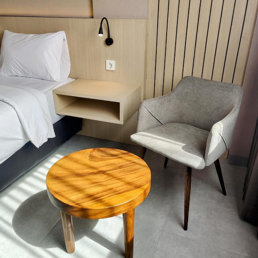 The Mango Suites By Flat06 ジャカルタ エクステリア 写真